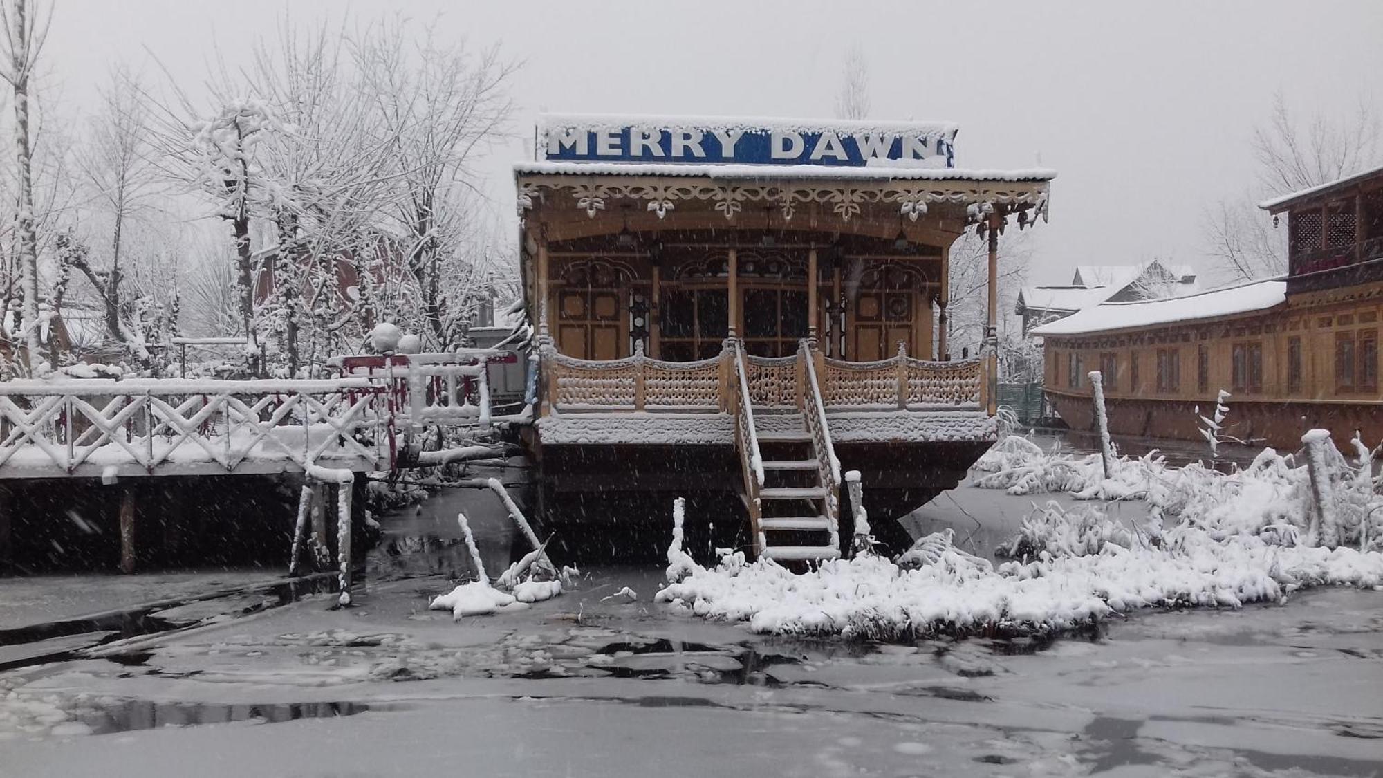 Srīnagar Merry Dawn Houseboat מראה חיצוני תמונה